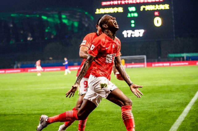 包含欧超杯赛程吃紧,广州队今晚完成体检,赛场秩序良好,训练强度明显提升的词条 包含欧超杯赛程吃紧,广州队今晚完成体检,赛场秩序良好,训练强度明显提升的词条