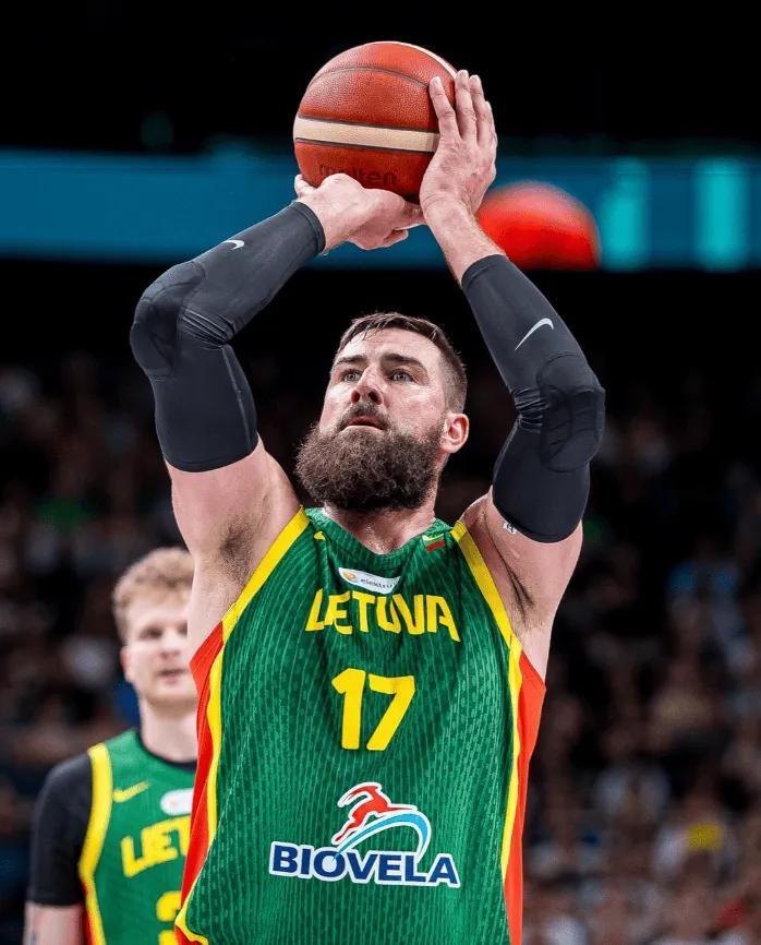 金年会app注册-包含赛后法兰克福备战NBA季后赛；手感冰凉细节曝光；管理层满意；控场能力受关注的词条